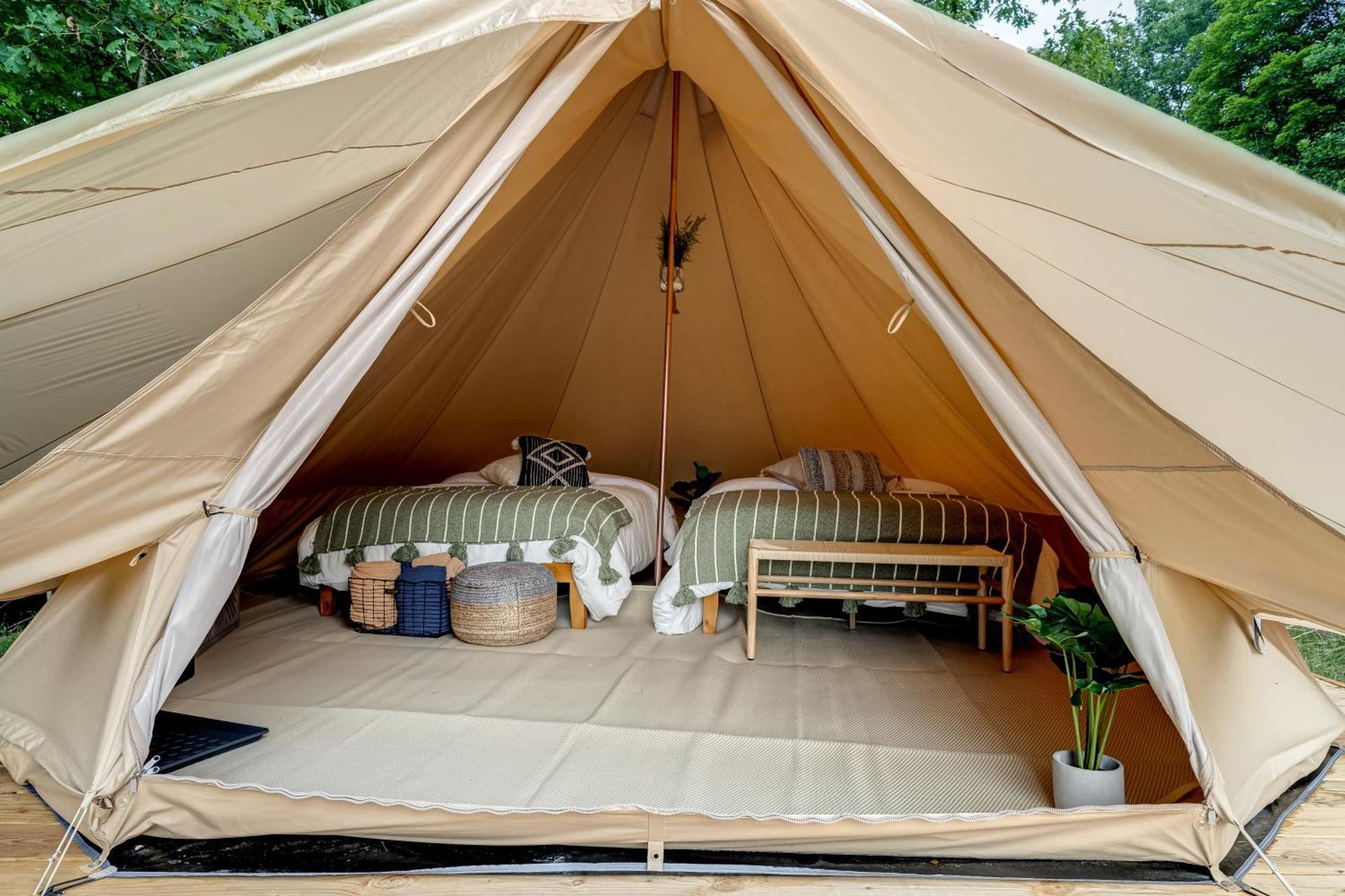 Firefly Ridge Luxury Retreat Hotell Great Cacapon Exteriör bild