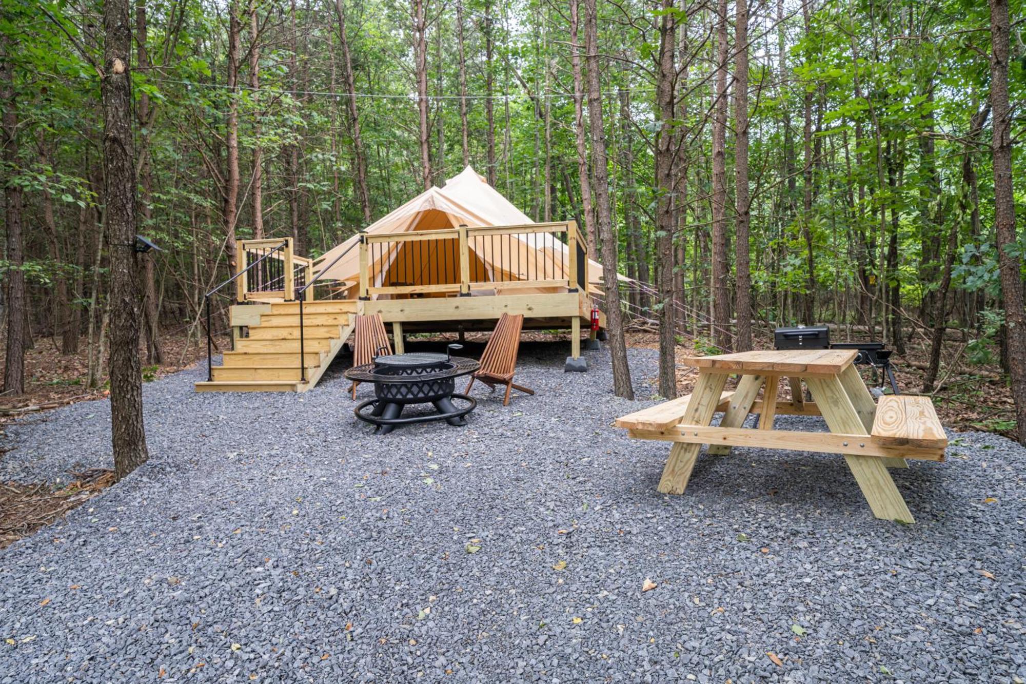 Firefly Ridge Luxury Retreat Hotell Great Cacapon Exteriör bild