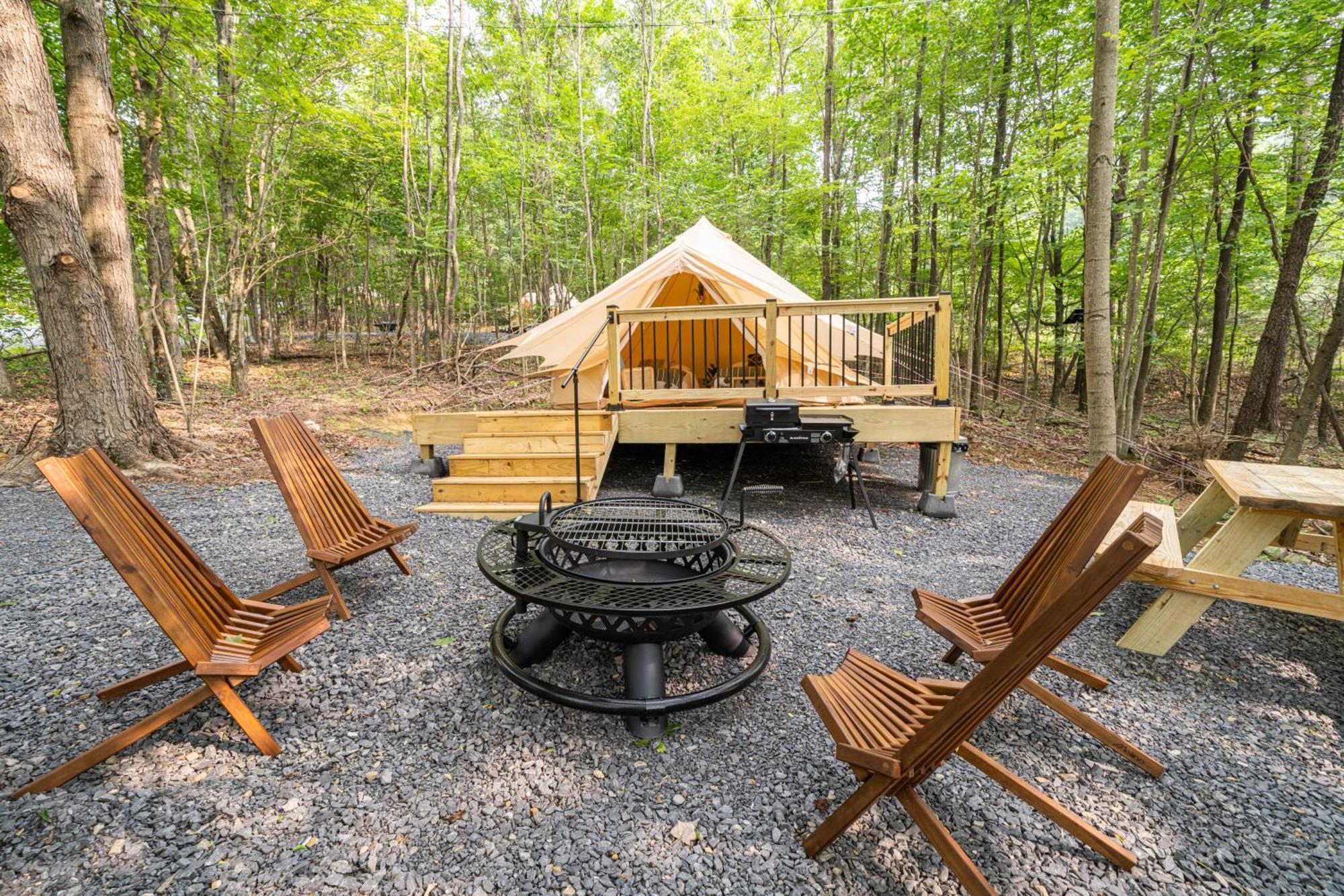 Firefly Ridge Luxury Retreat Hotell Great Cacapon Exteriör bild